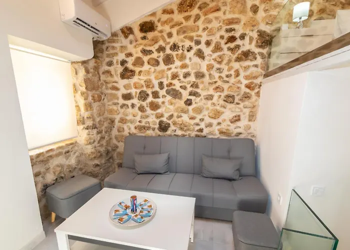 Stone House Mantouki